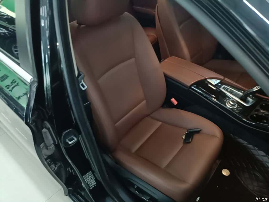 BMW 5 Series, 2015 25