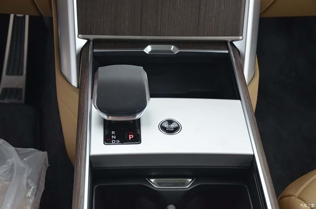 Land Rover Range Rover, 2026 8