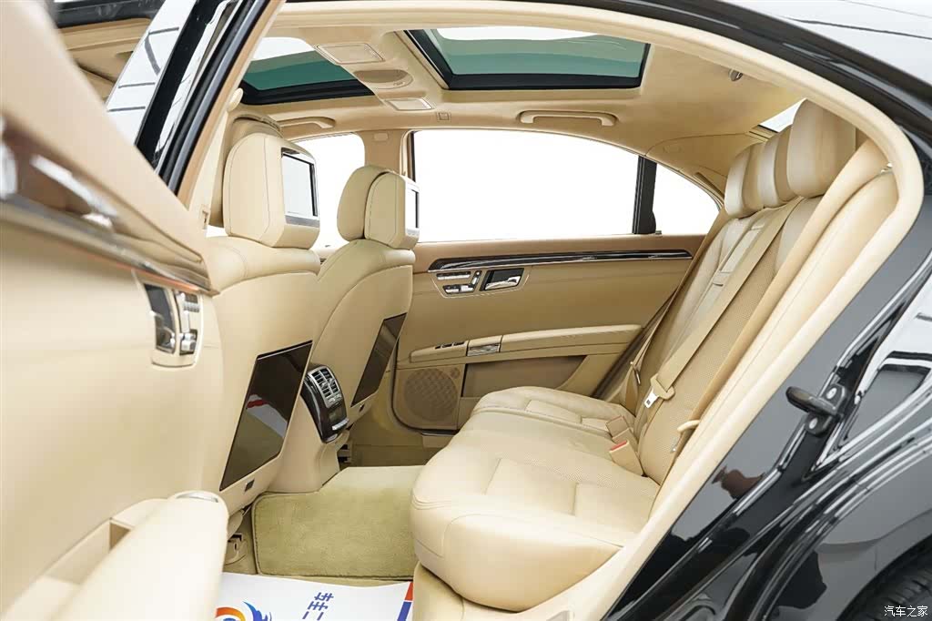 Mercedes-Benz S-Class, 2011 11