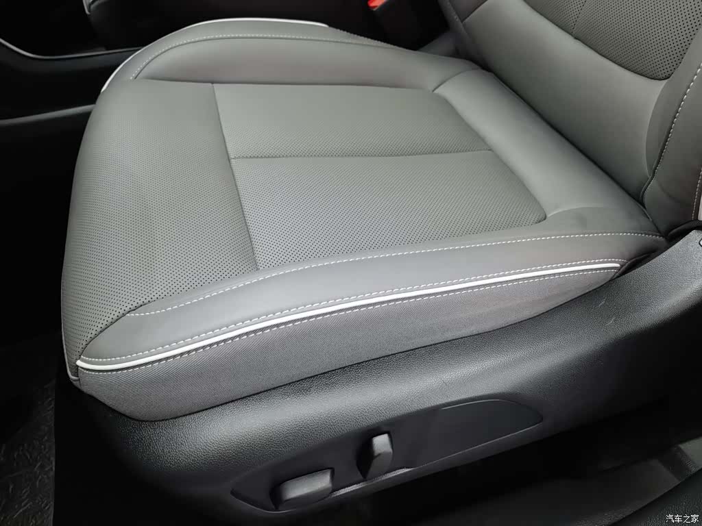 Buick E5, 2025 20