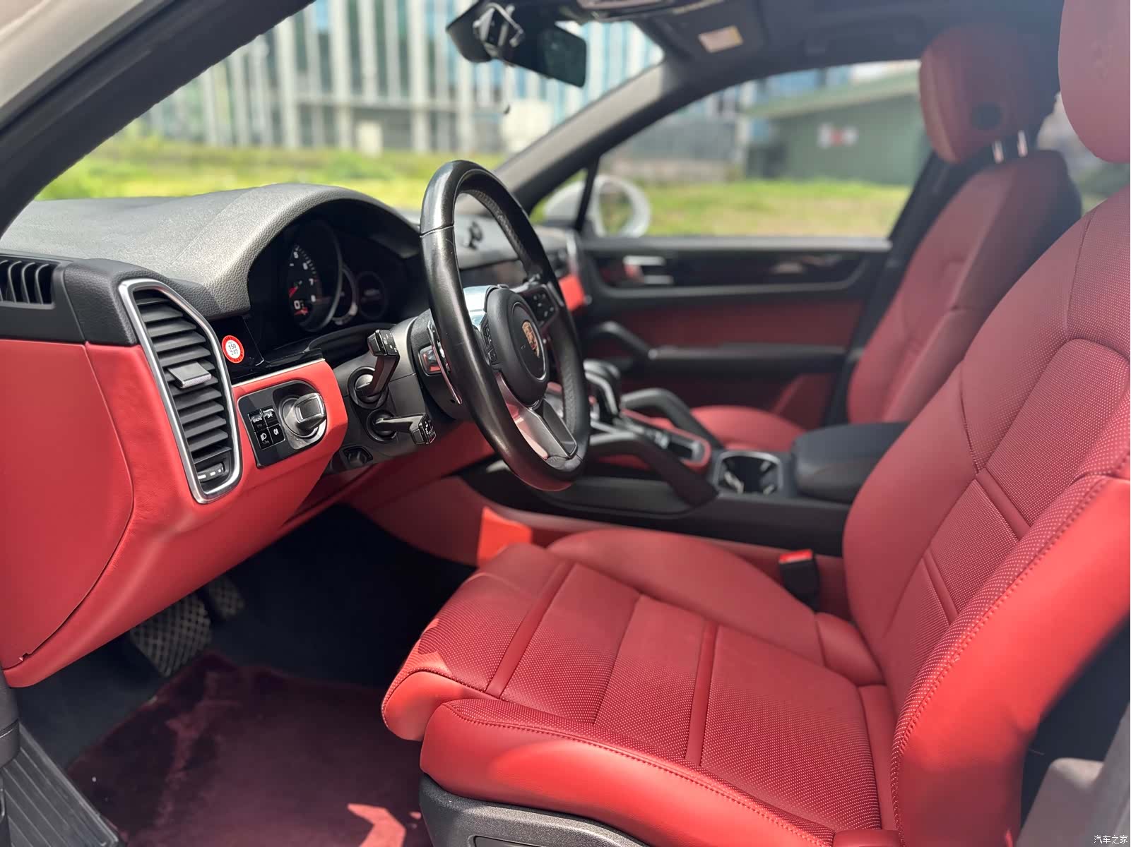 Porsche Cayenne, 2018 9