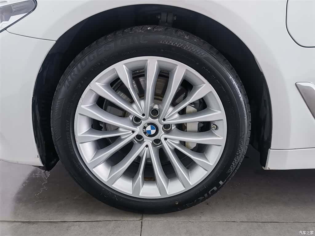 BMW 5 Series, 2019 17