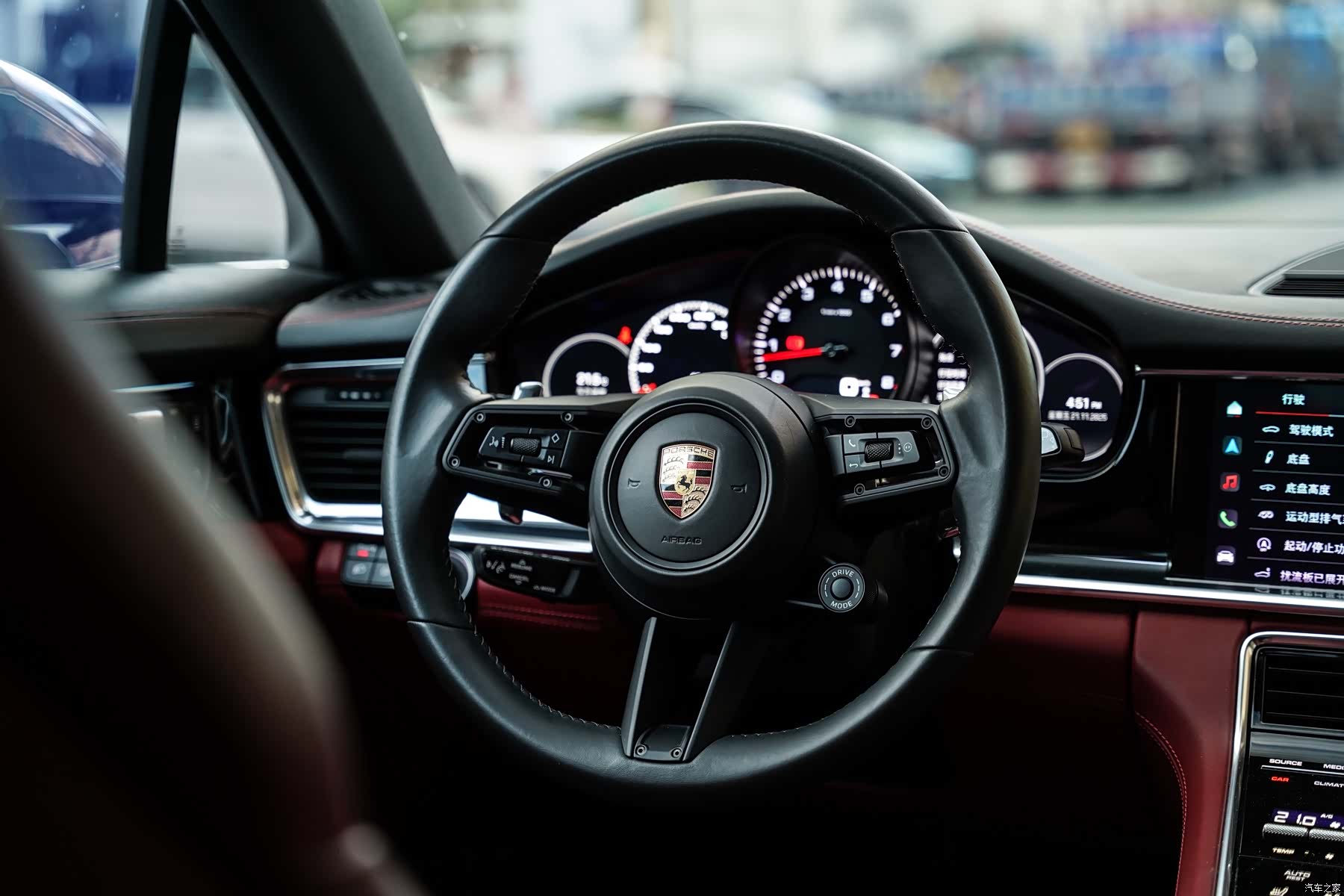 Porsche Panamera, 2022 11