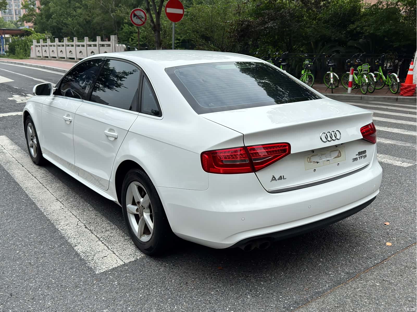 Audi A4L, 2014 6