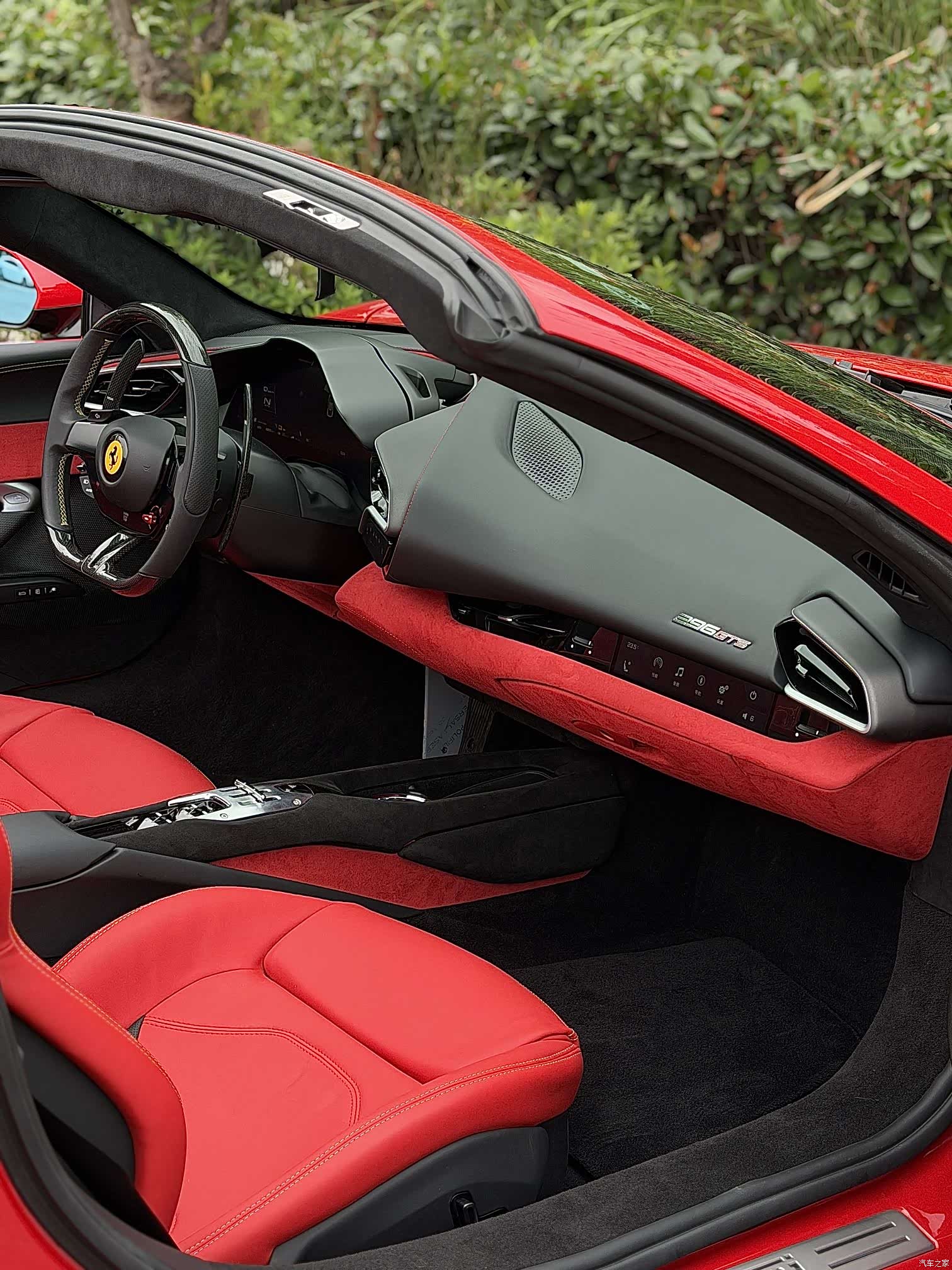 Ferrari 296, 2024 8