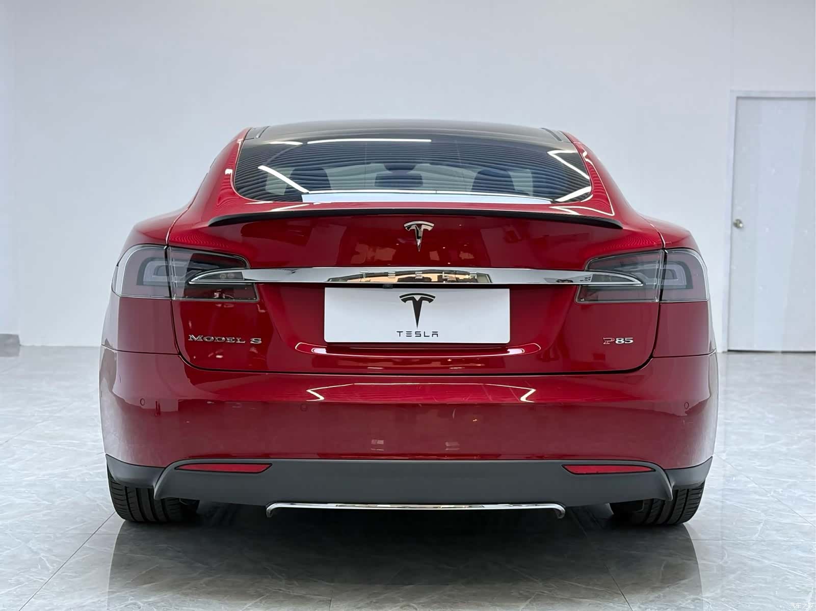 Tesla Model S, 2015 8