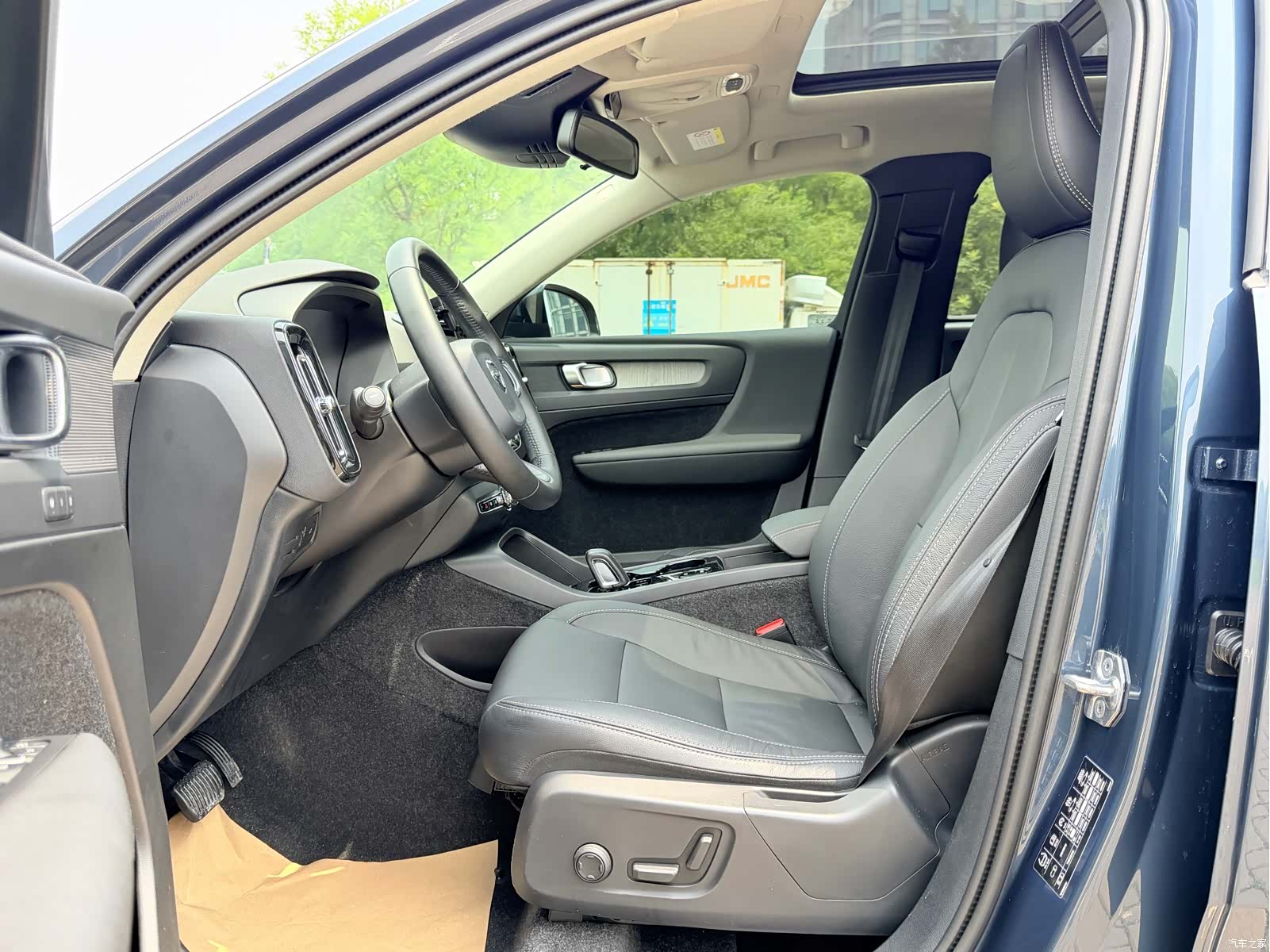 Volvo XC40, 2020 13