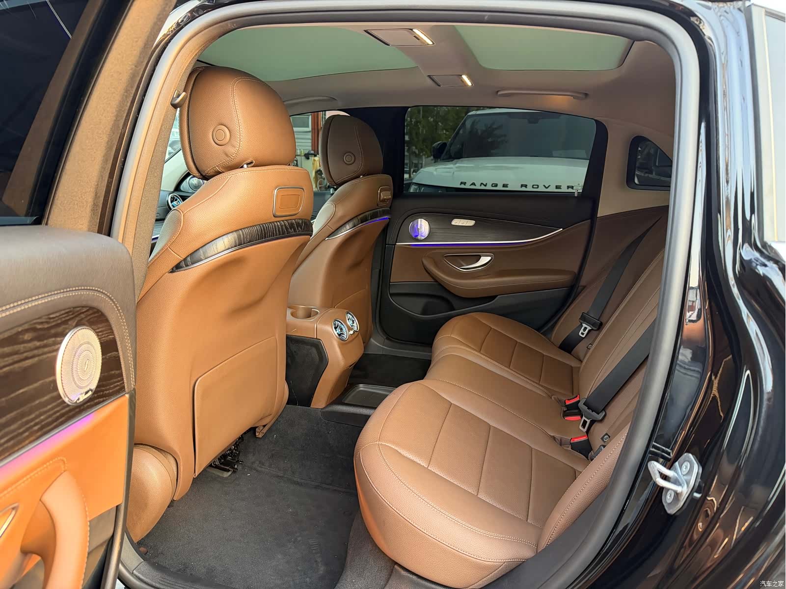 Mercedes-Benz E-Class, 2019 6