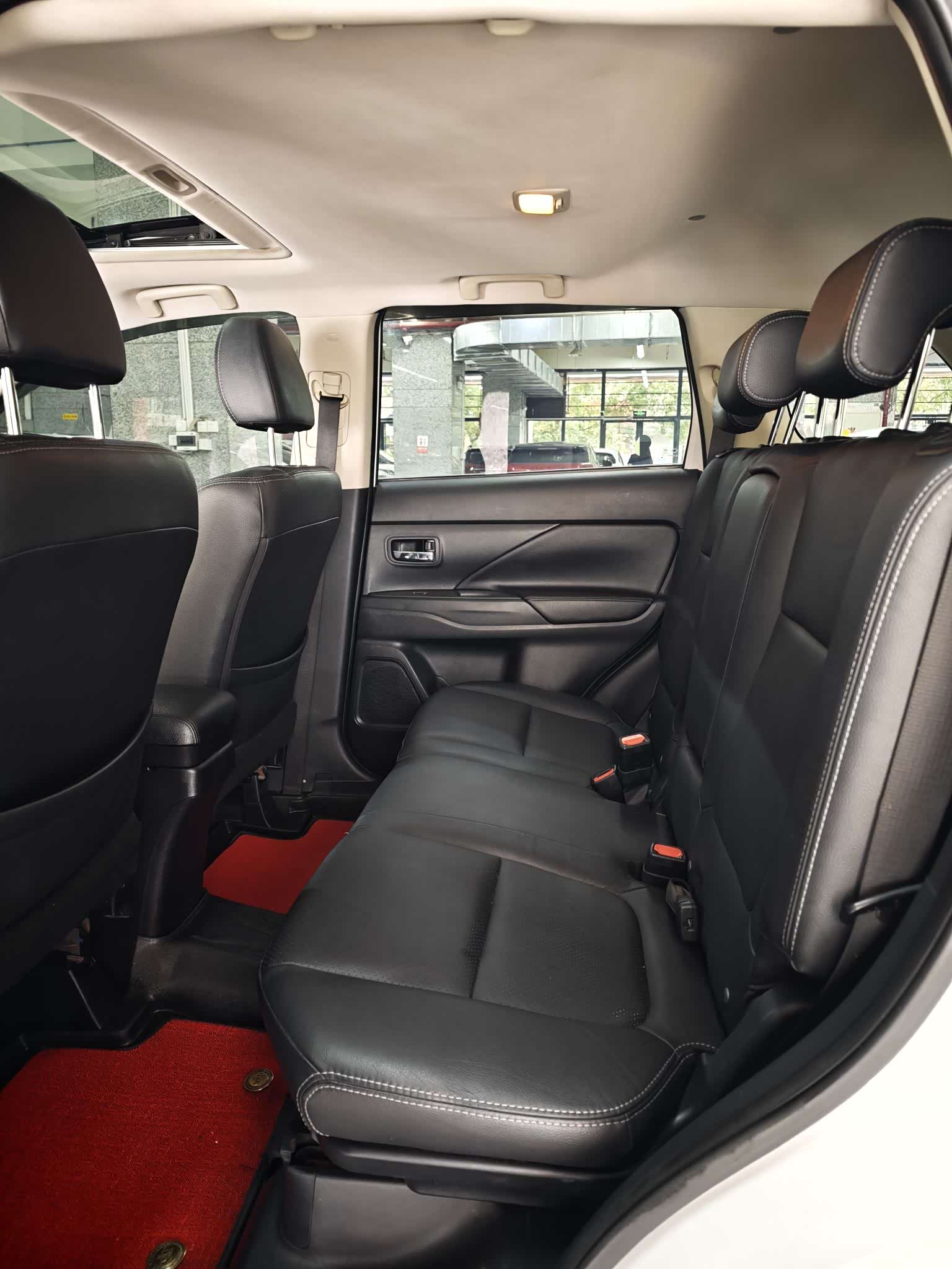 Mitsubishi Outlander, 2017 6