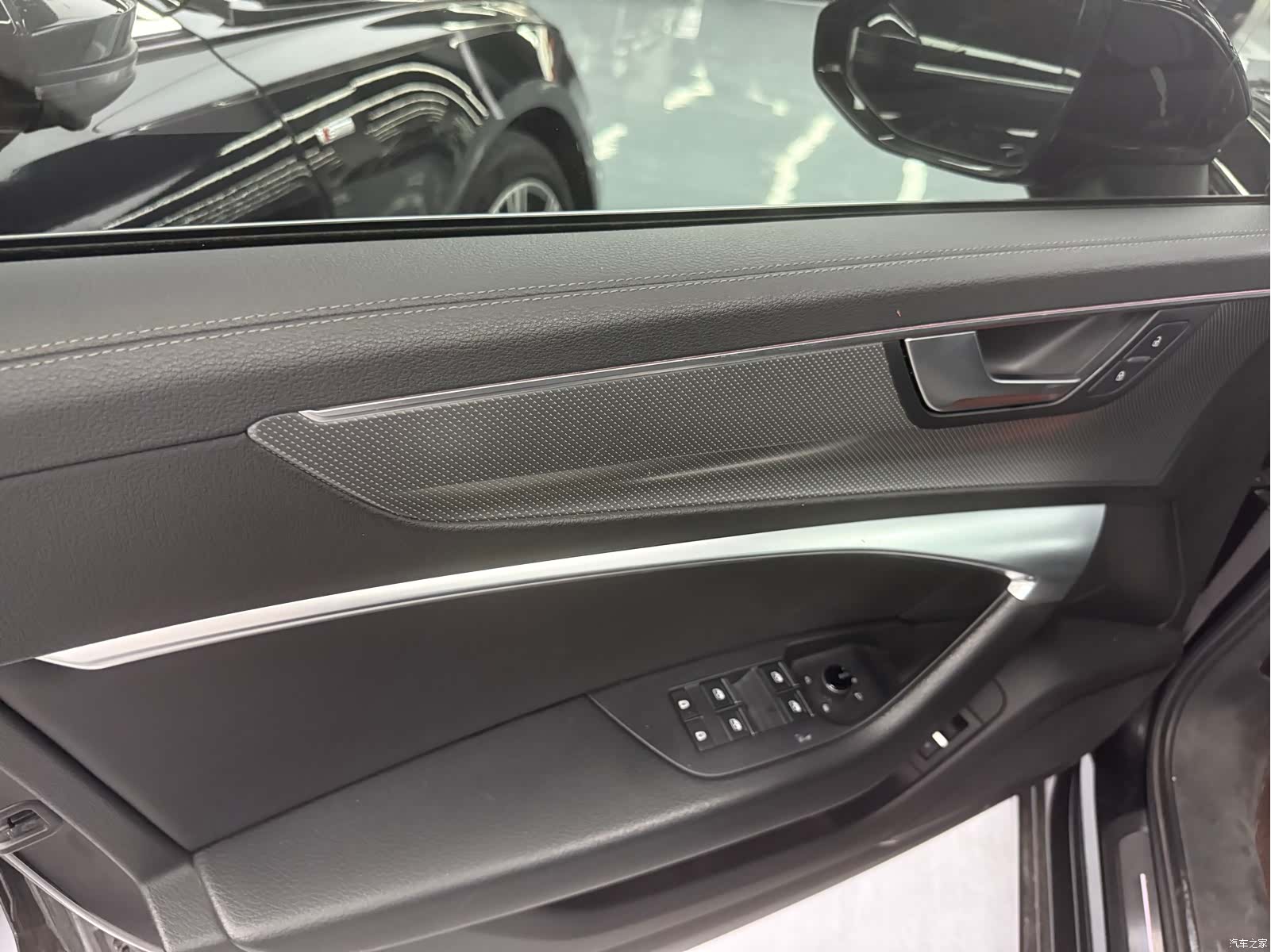 Audi A6L, 2020 все фото