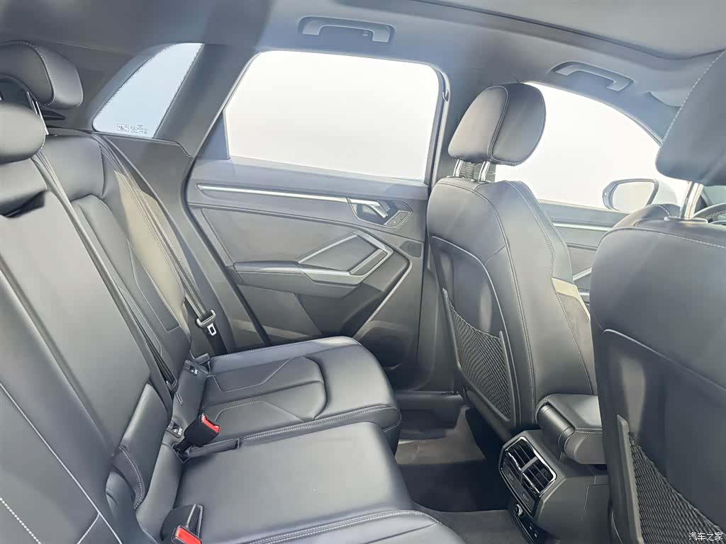 Audi Q3, 2024 8