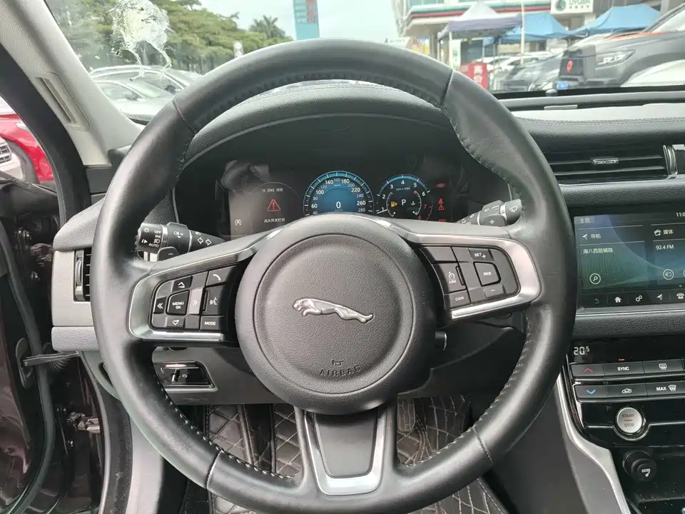 Jaguar XFL Jaguar XFL