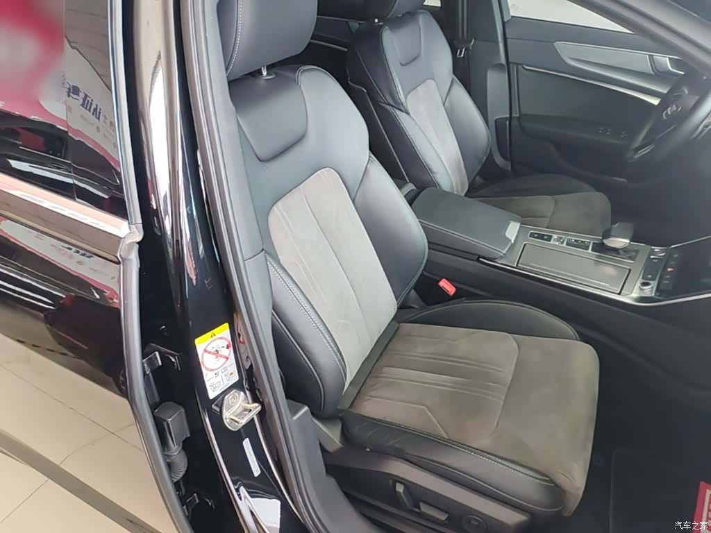 Audi A6L, 2019 25