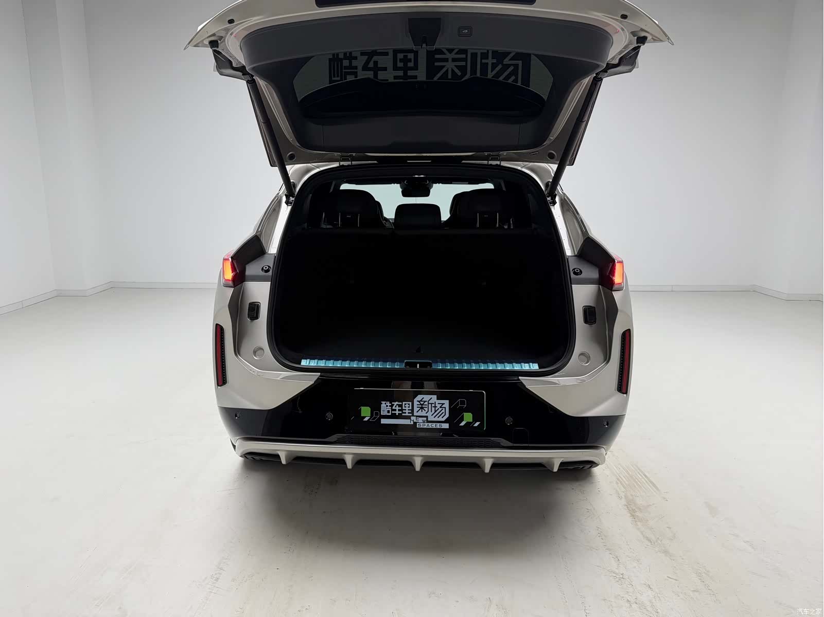 Lynk & Co 02, 2024 12