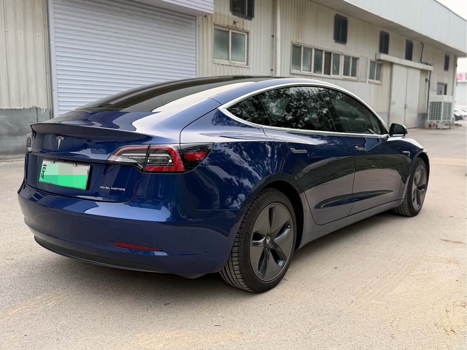 Tesla Model 3, 2019 12