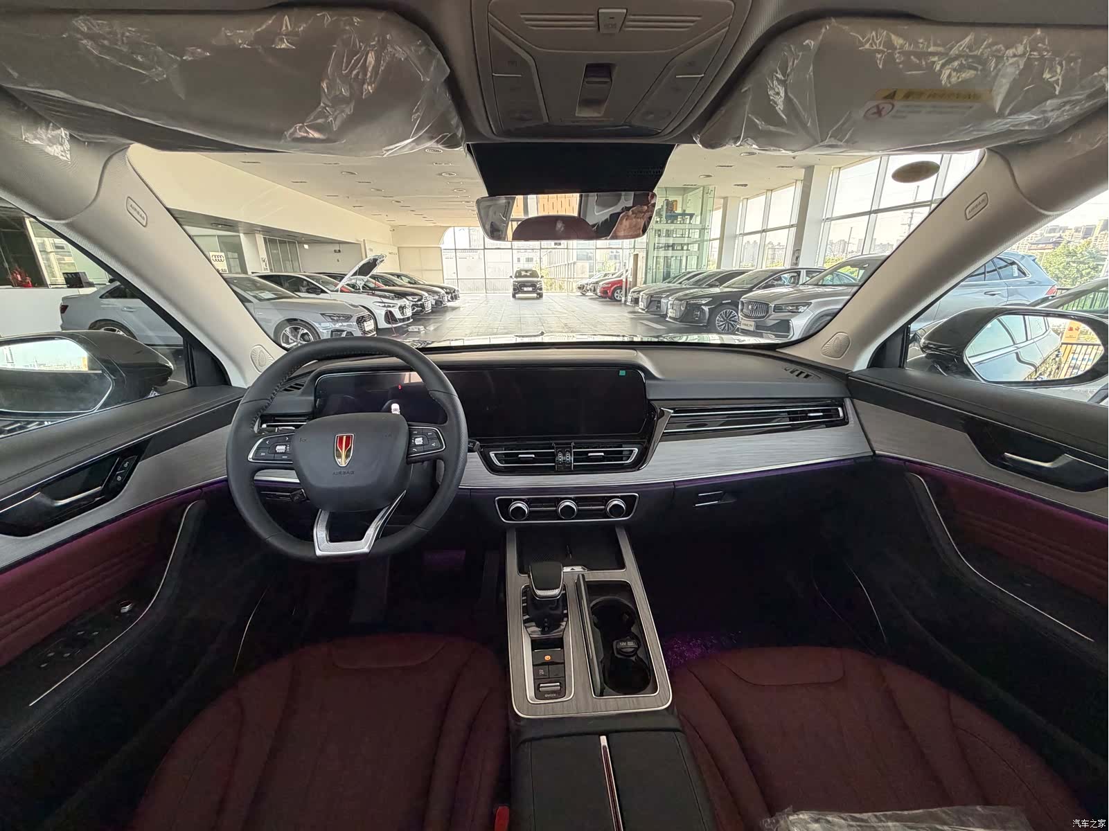 Hongqi HS5, 2026 7