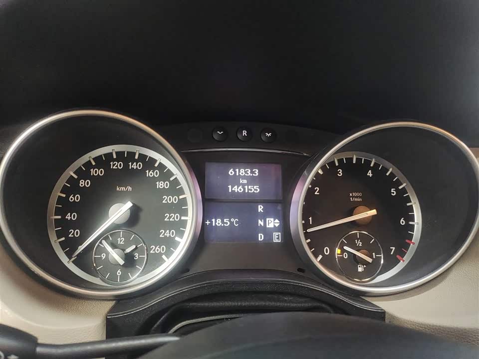 Mercedes-Benz R-class