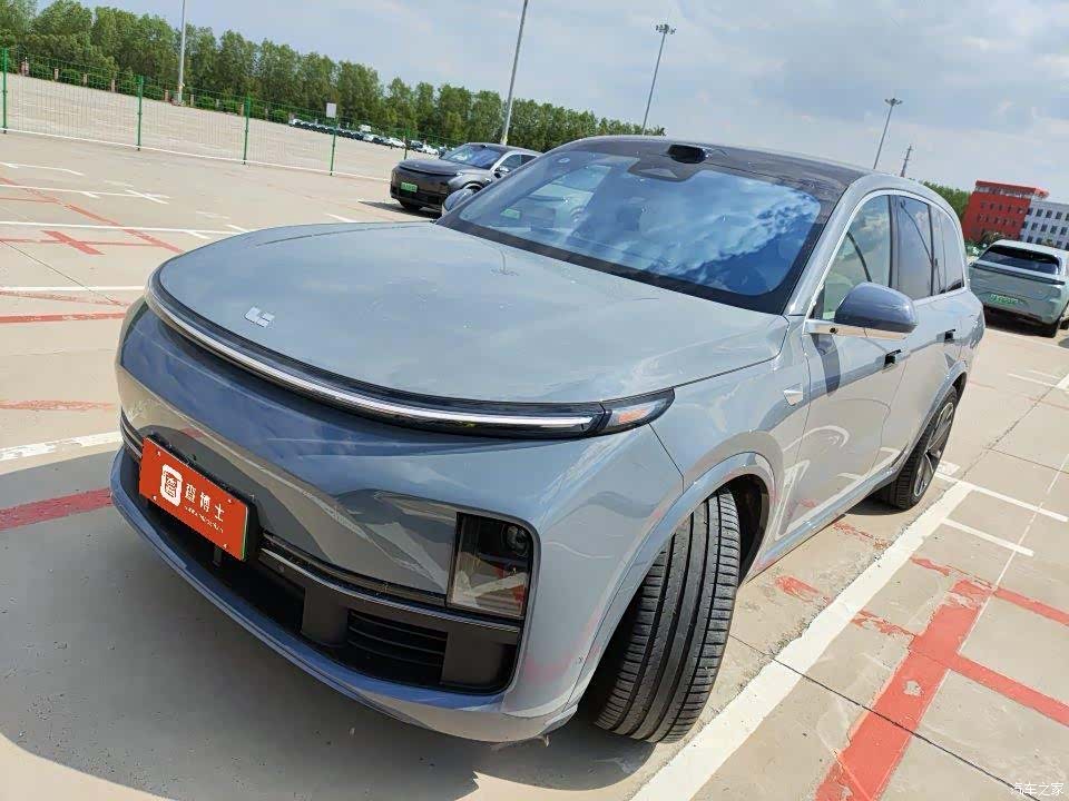 Li Auto L8, 2025 1