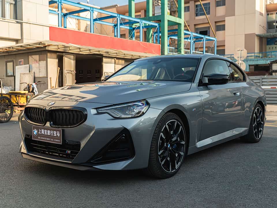 BMW M240i