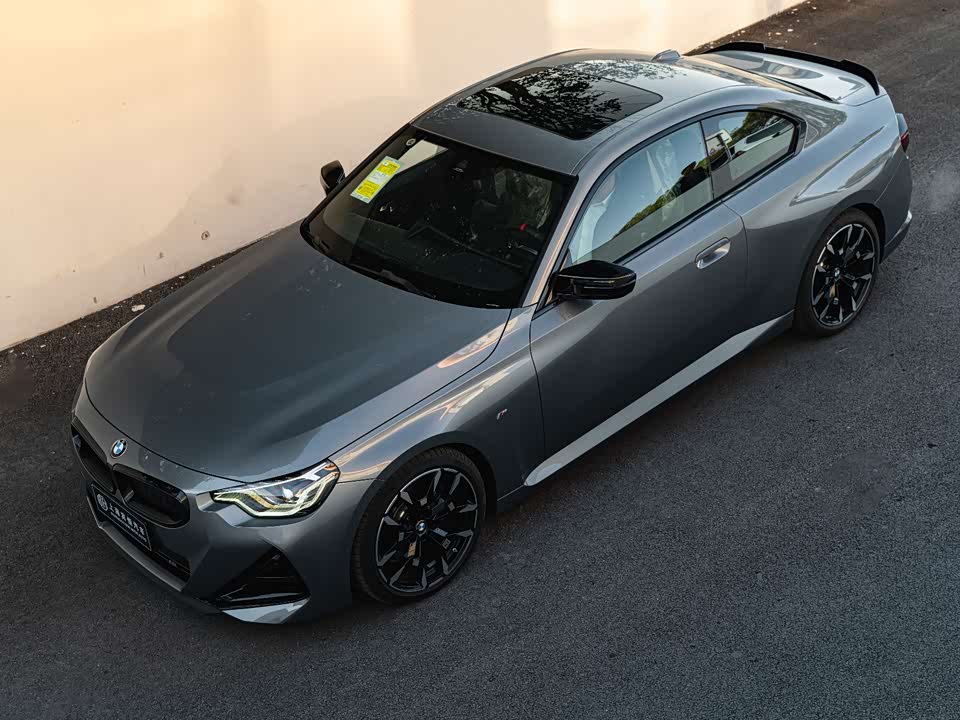 BMW M240i