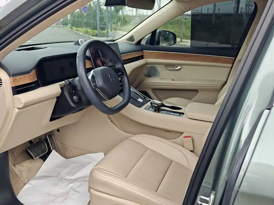 HarmonyOS Ask the world M5