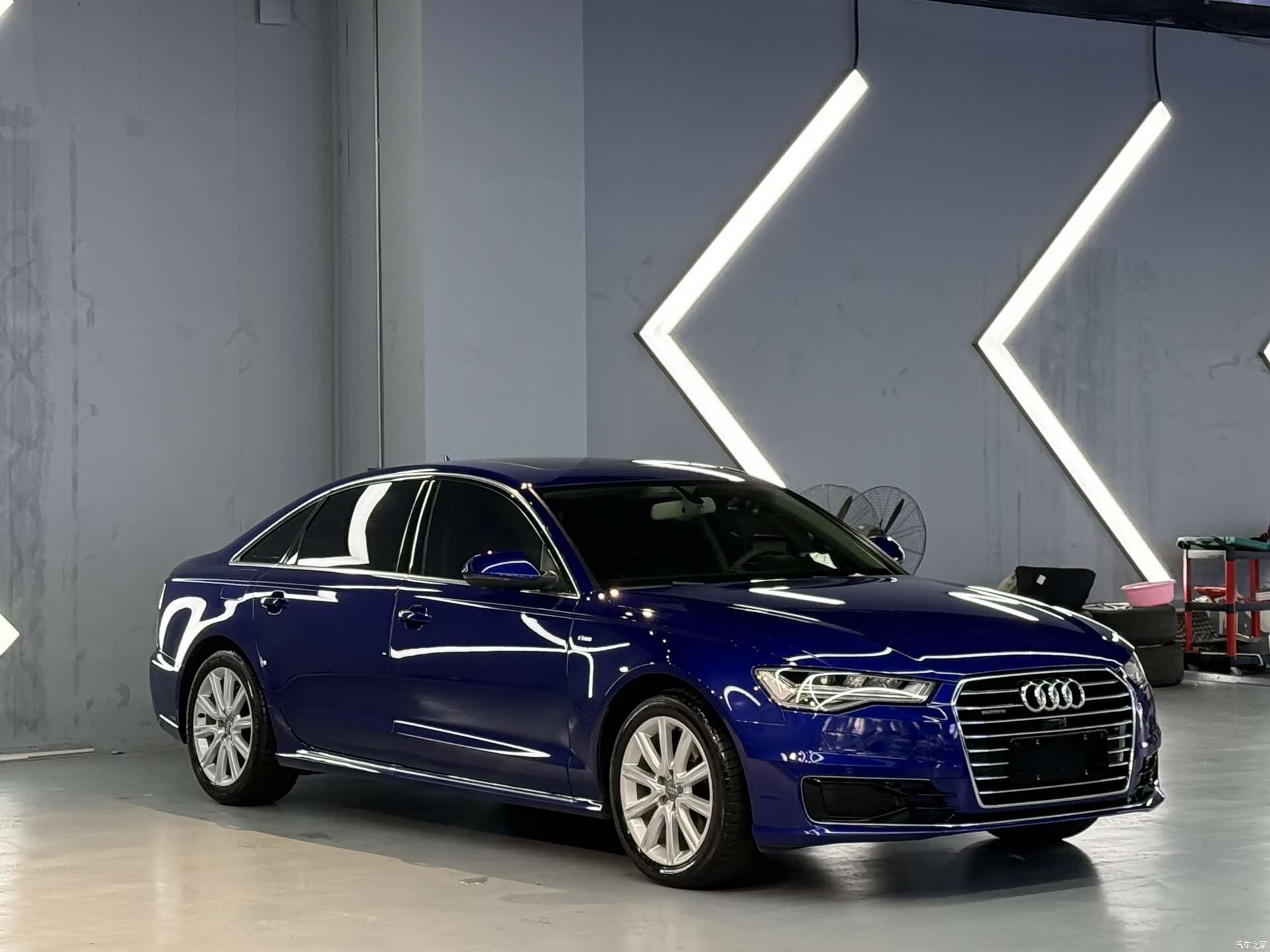 Audi A6L, 2017 3