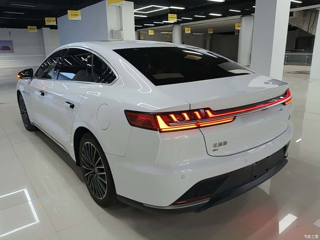 BYD Han, 2023 все фото