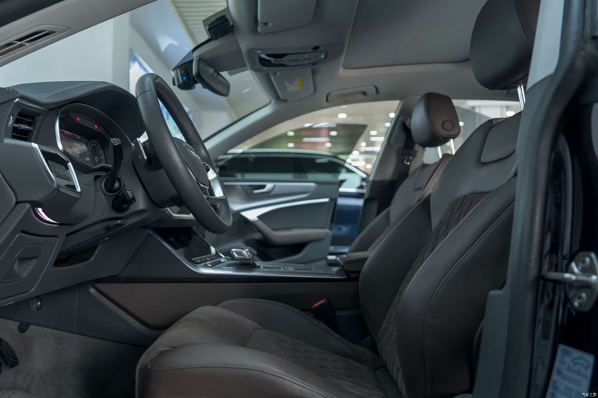 Audi A7L, 2023 13