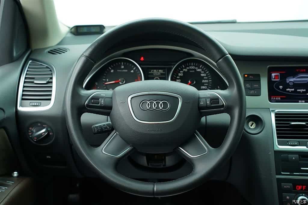 Audi Q7, 2012 9