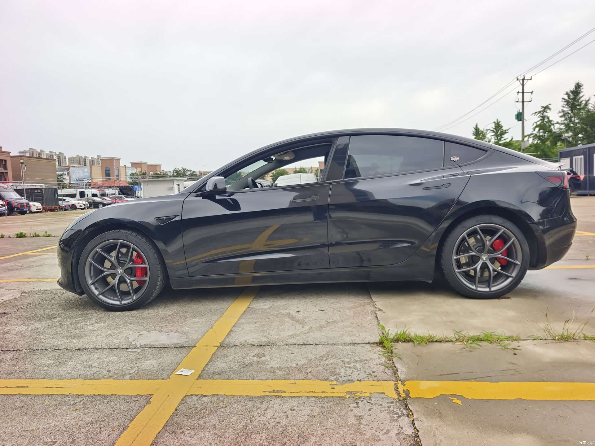 Tesla Model 3, 2022 все фото