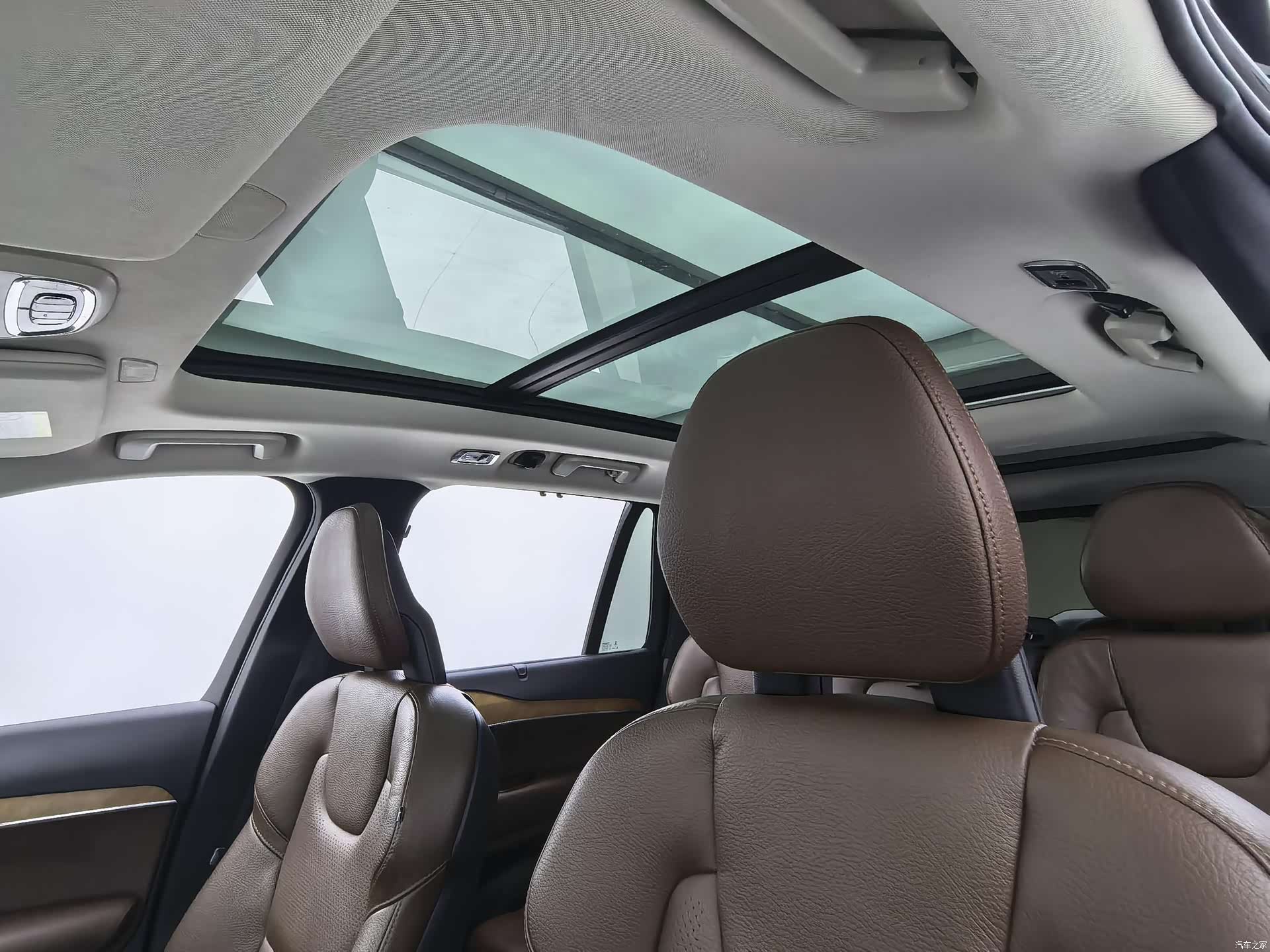 Volvo XC90, 2019 все фото