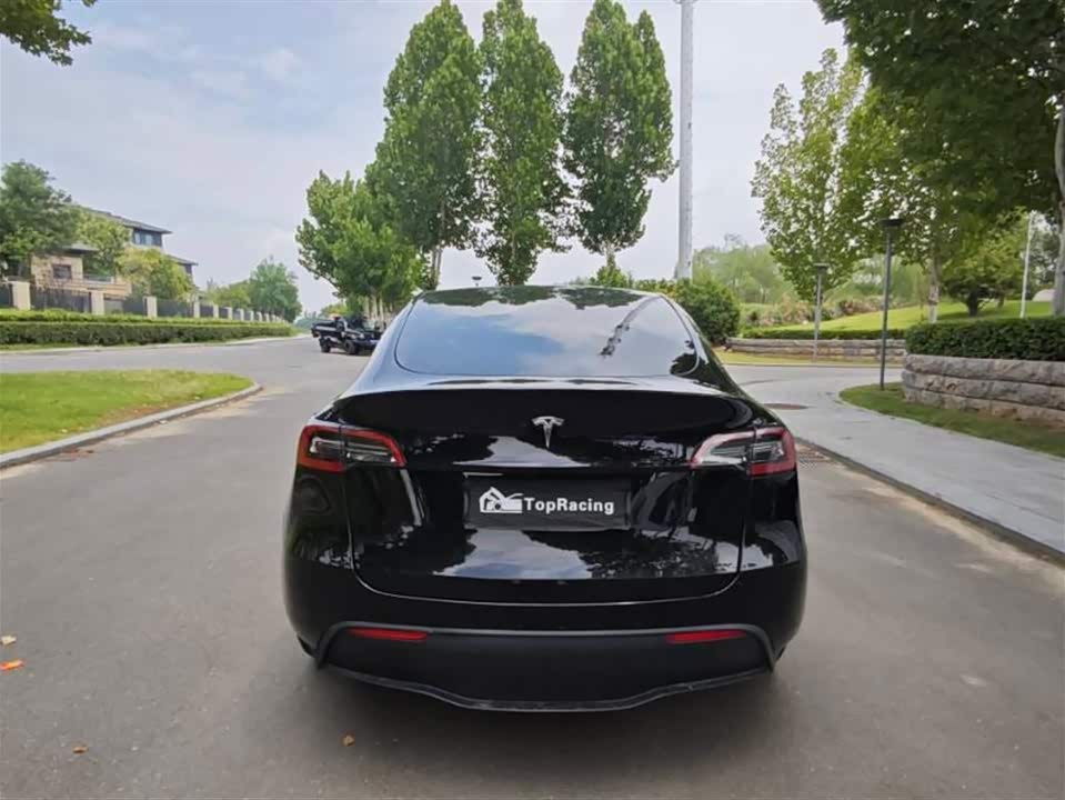 Tesla Model Y Tesla Model Y