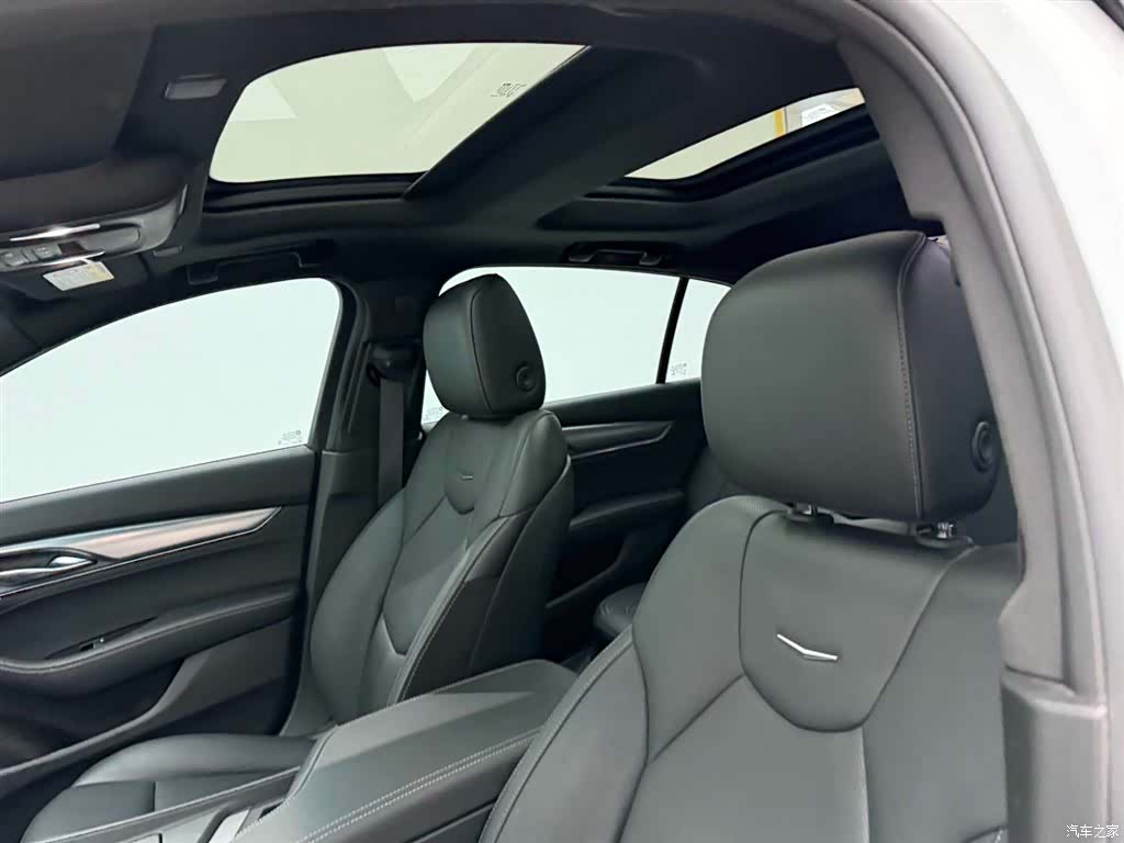 Cadillac CT5, 2022 16