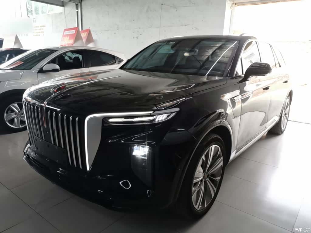 Hongqi E-HS9, 2023 2