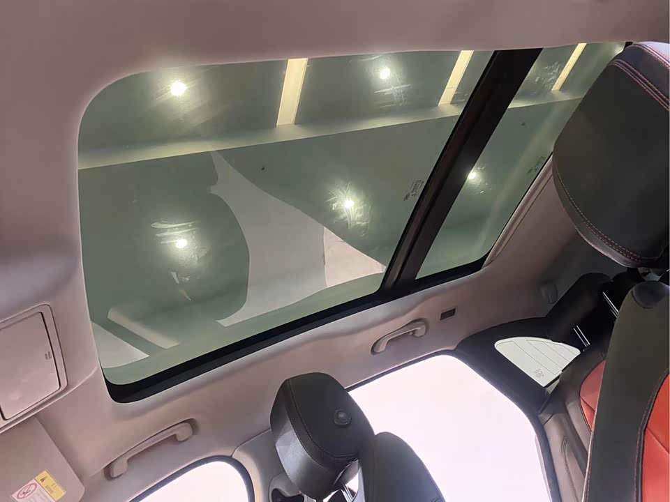 Jaguar F-PACE Jaguar F-PACE