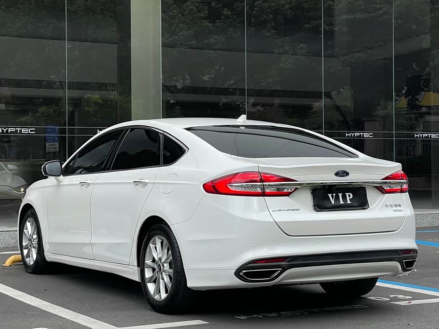 Ford Mondeo 2017, фото 9