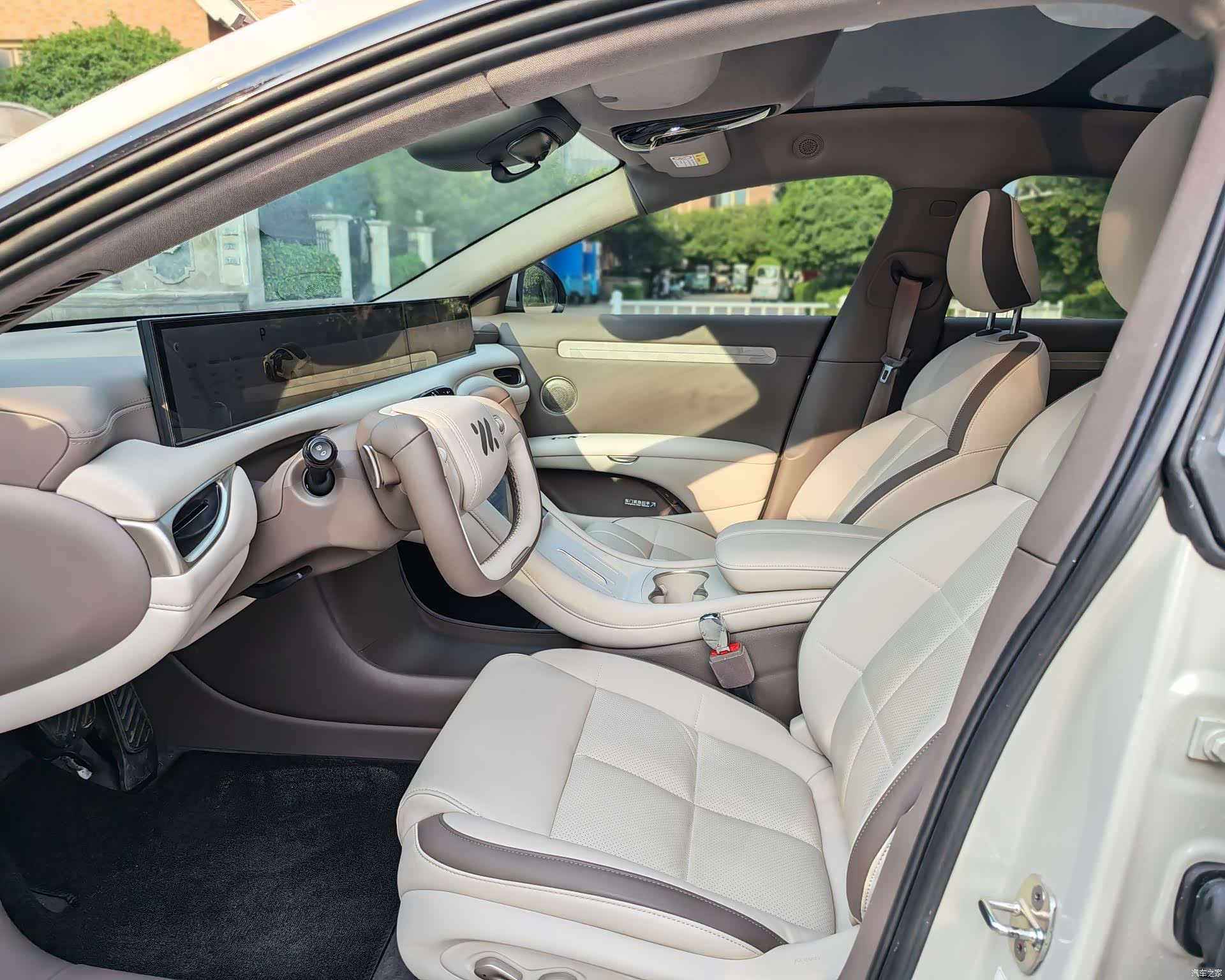 IM Motors L6, 2025 4