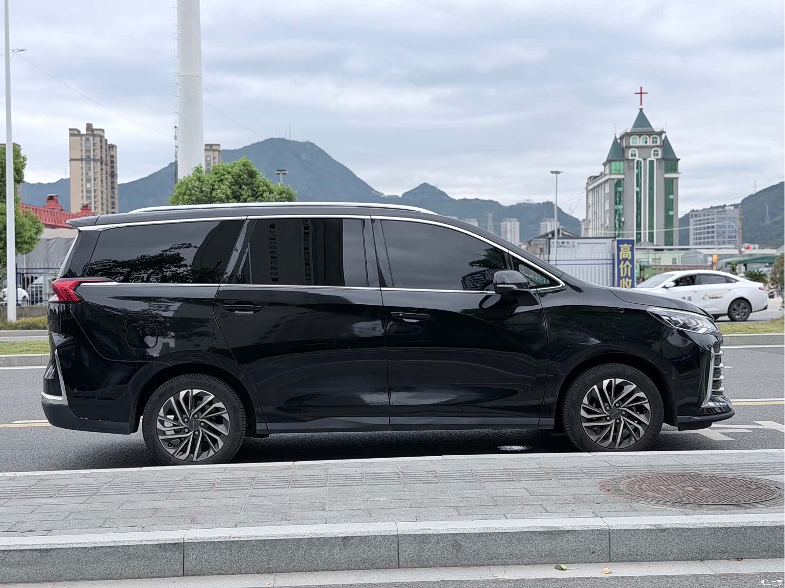 Maxus G50, 2022 17