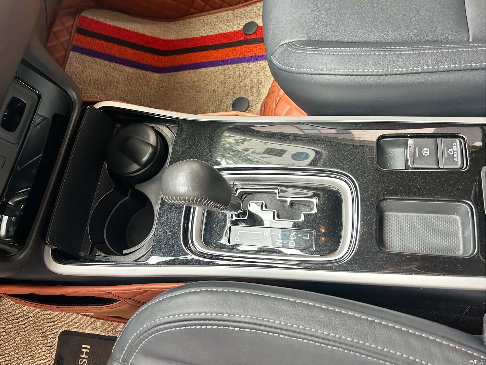 Mitsubishi Outlander, 2019 13