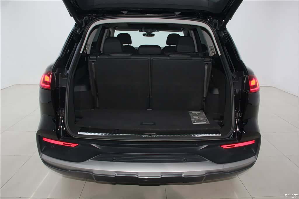 Audi Q6, 2024 26