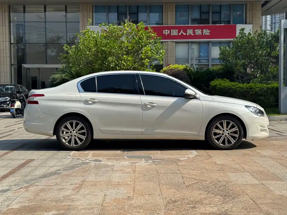 Peugeot 408 Peugeot 408