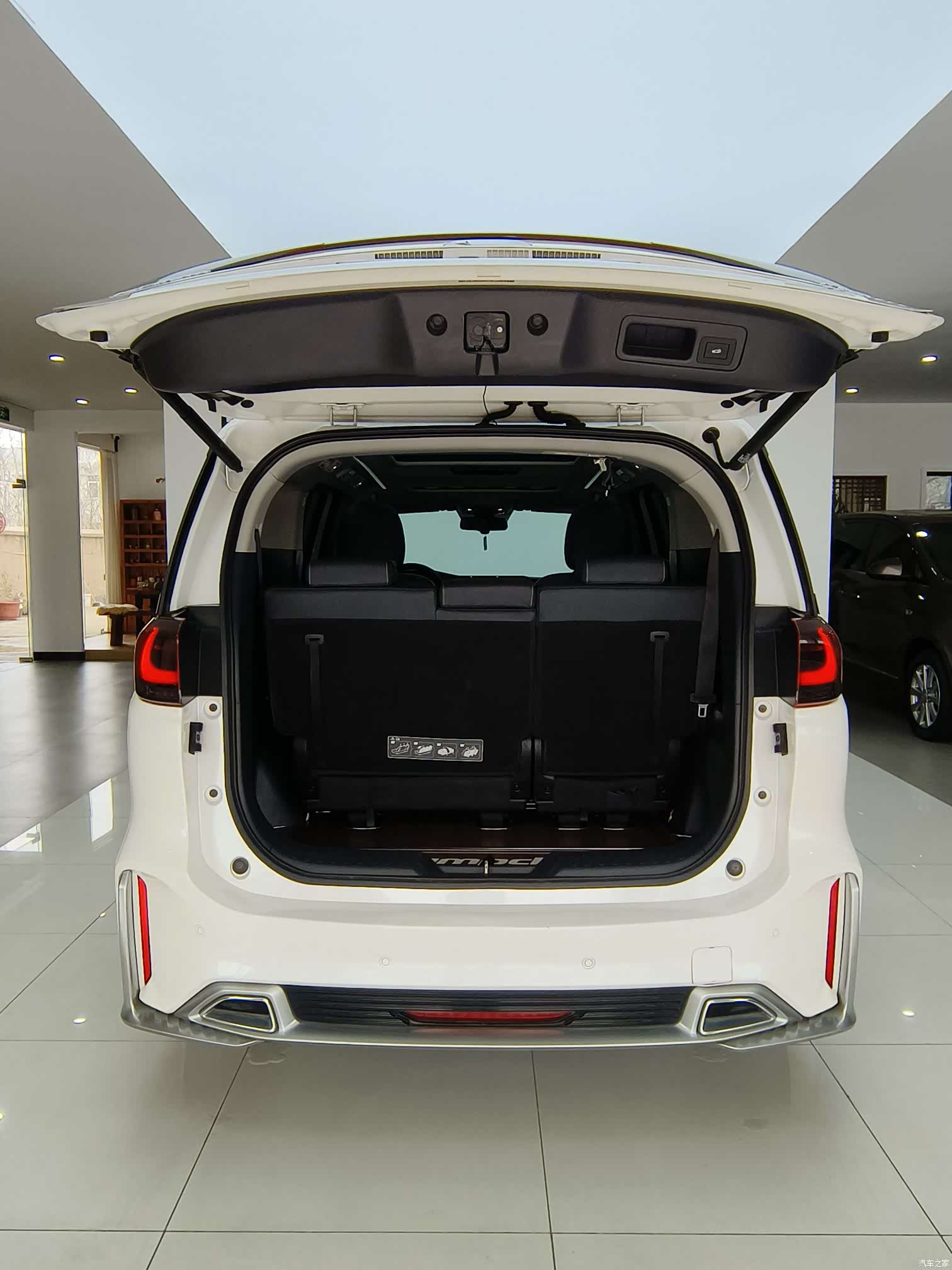 Trumpchi M8, 2022 27