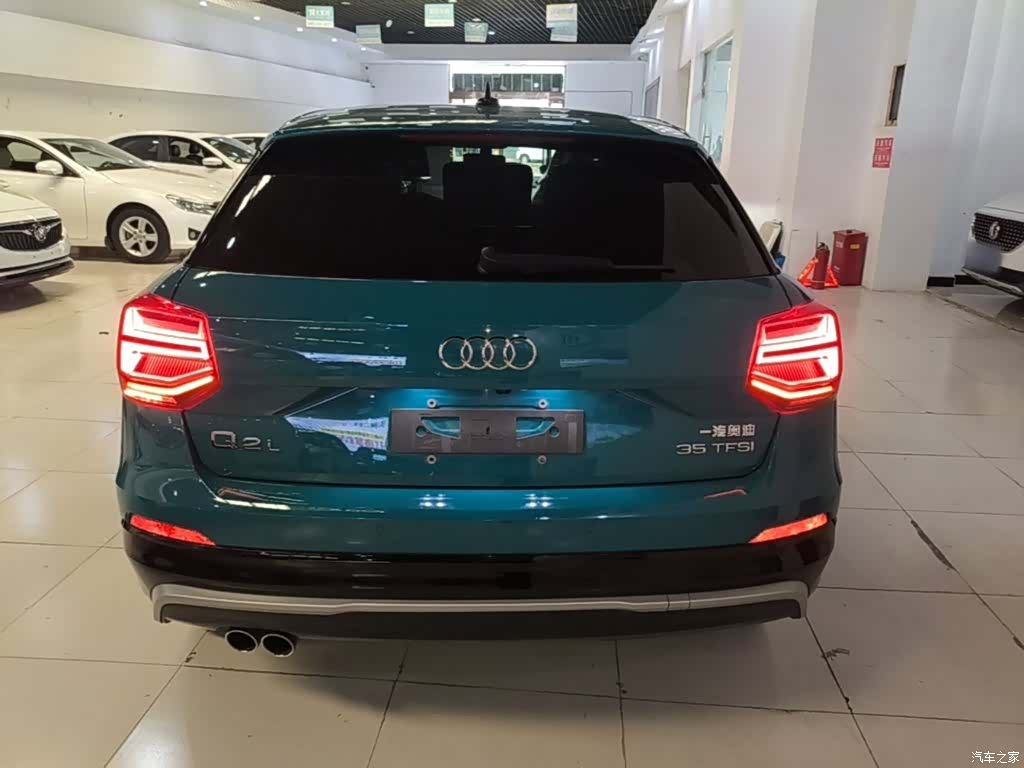 Audi Q2L, 2021 6