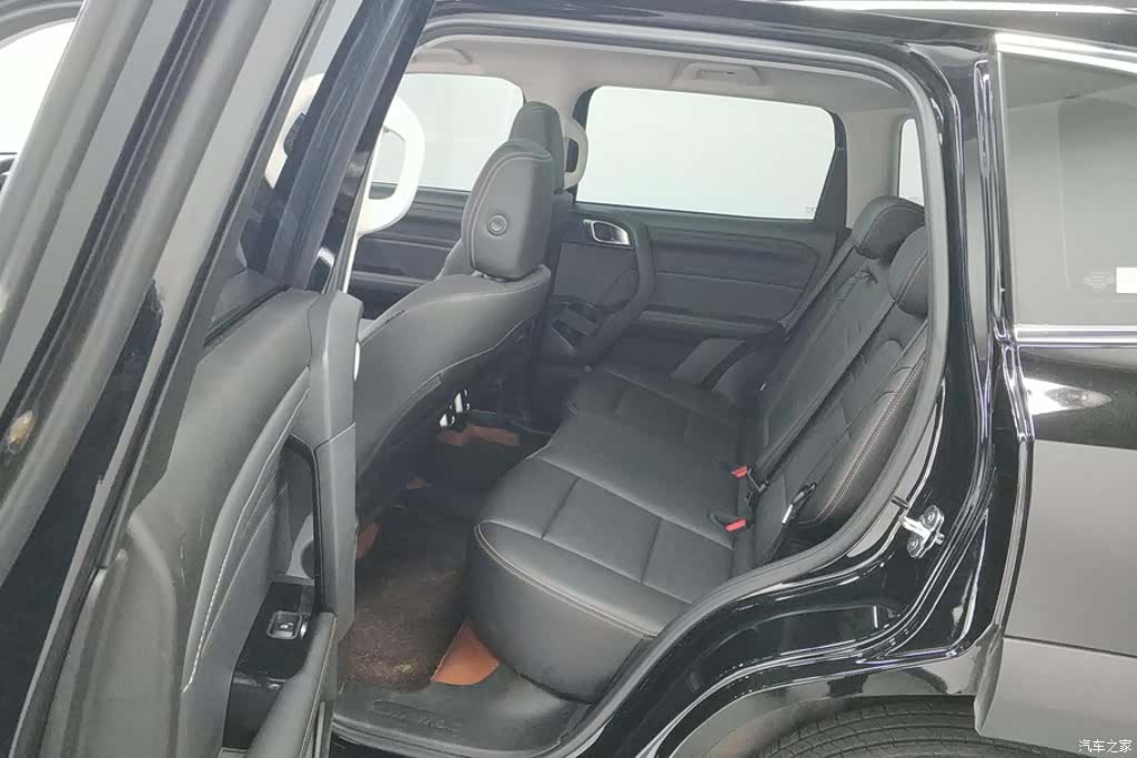 Haval Big Dog, 2025 11