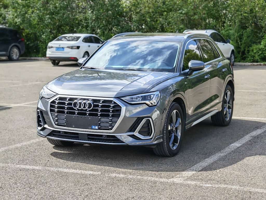 Audi Q3 2022 35 TFSI Fashion