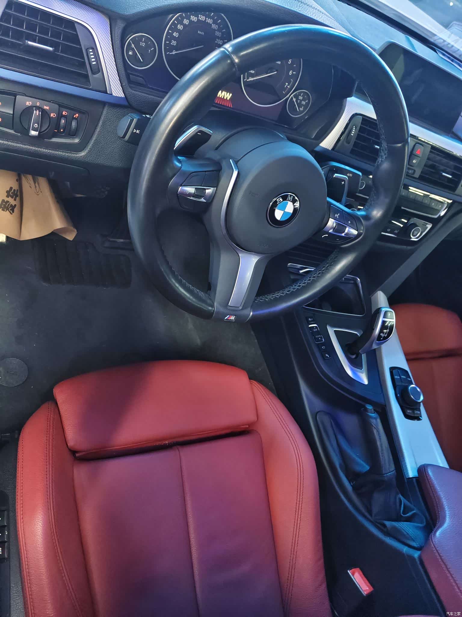 BMW 3 Series, 2019 все фото
