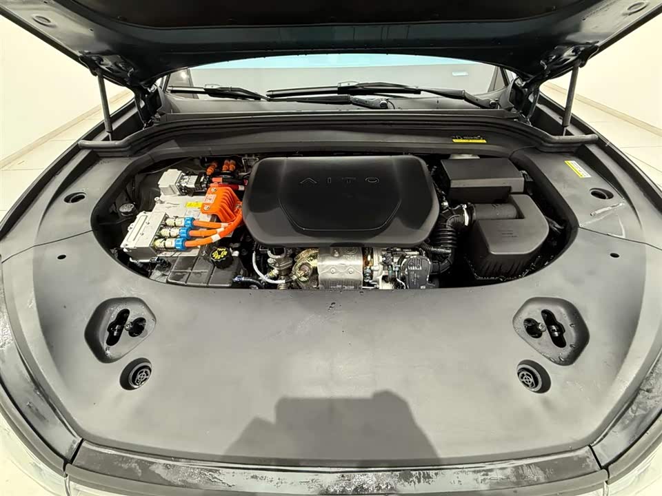 AITO Ask the world M9