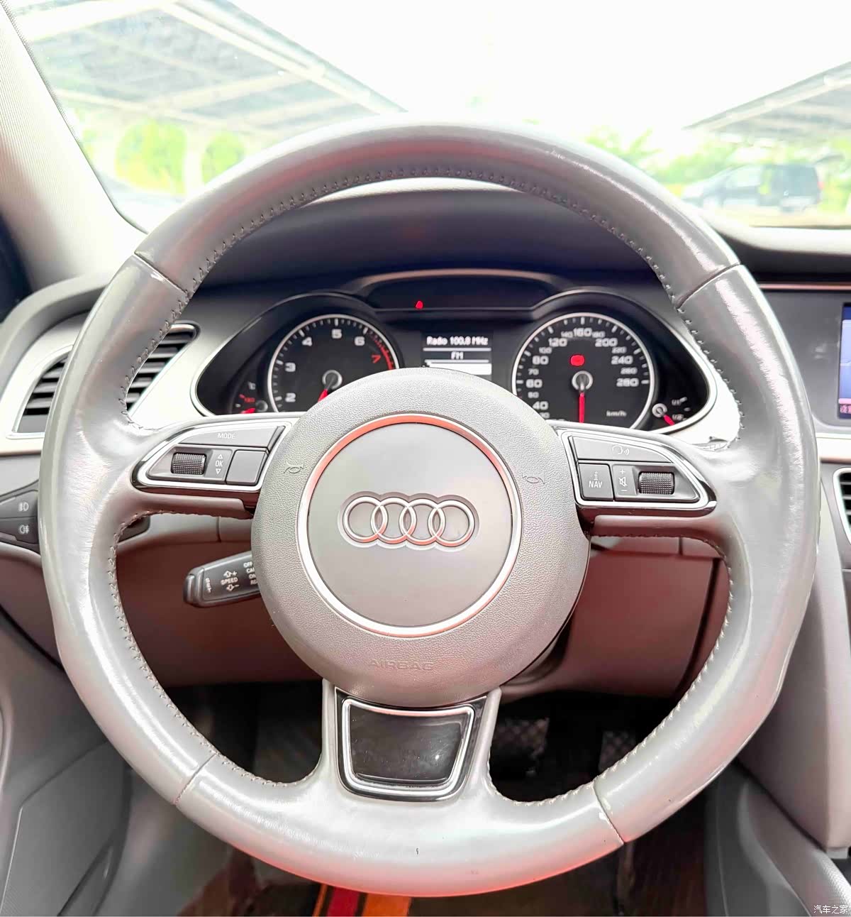 Audi A4L, 2015 17