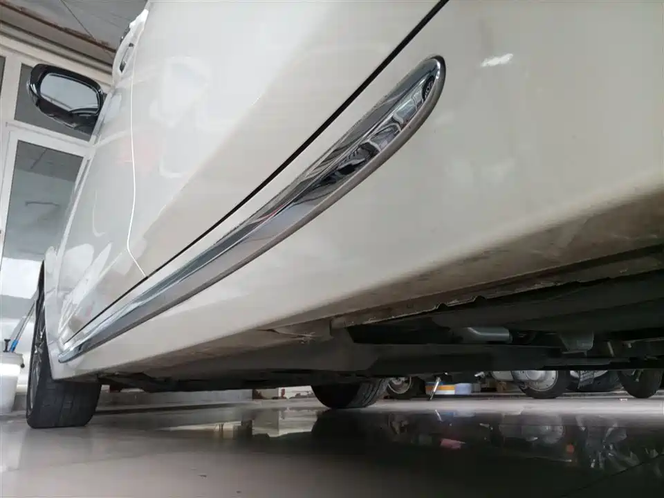 Infiniti Q50L Infiniti Q50L