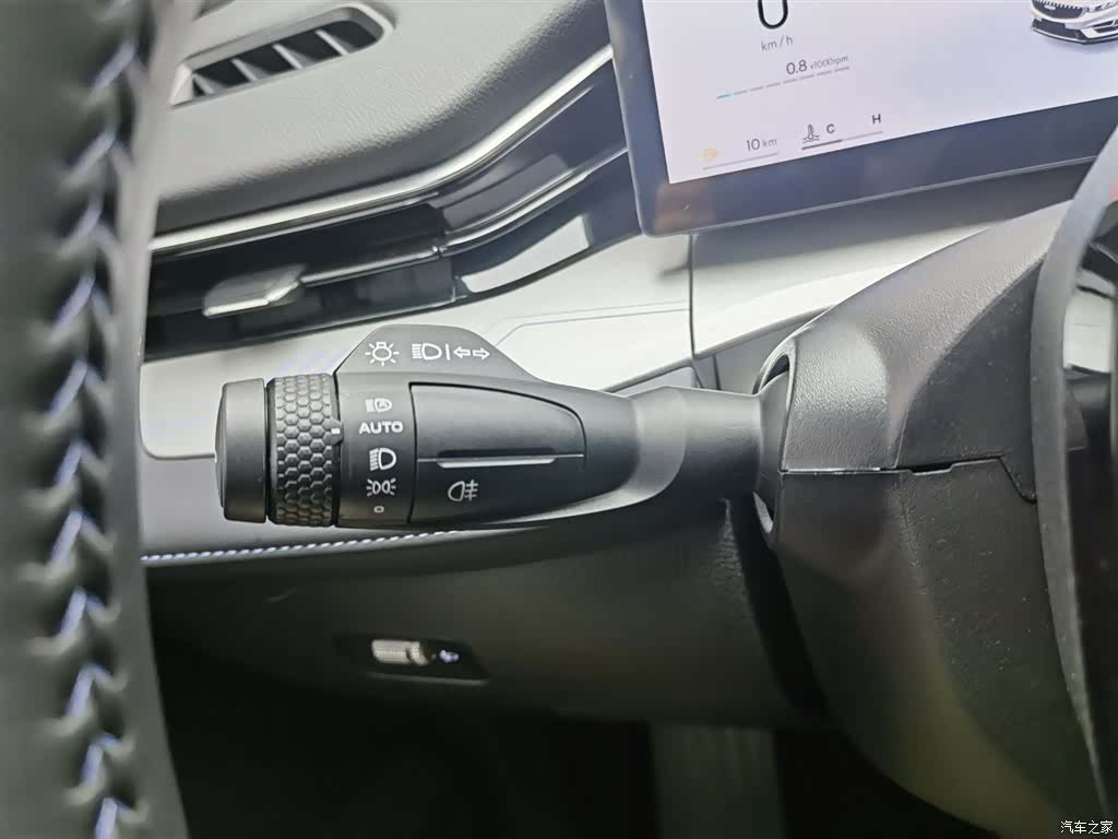 Geely Preface, 2024 21